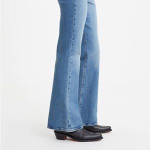 Levi’s Ribcage Flare Jeans